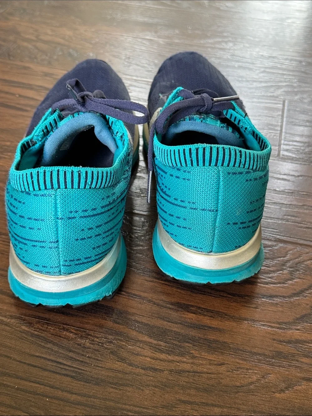 Brooks breathable knit